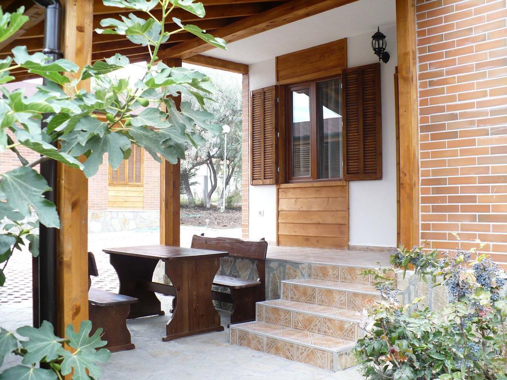 Villas And Bungalows Panorama تشيرنوموريتس الغرفة الصورة